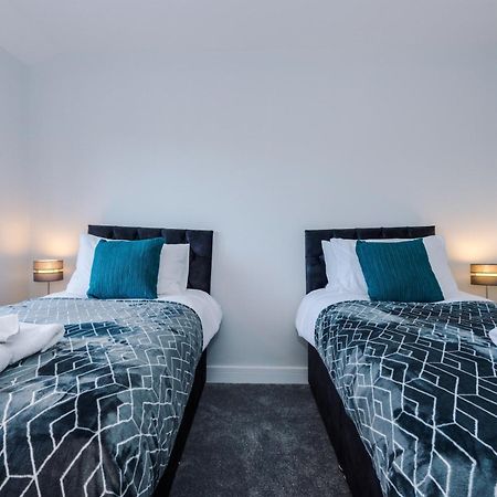 Sandileigh House By Yourstays - Luxurious 3 Bedroom House In Altrincham Extérieur photo