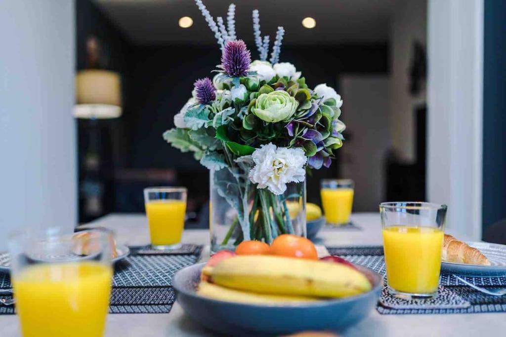 Sandileigh House By Yourstays - Luxurious 3 Bedroom House In Altrincham Extérieur photo