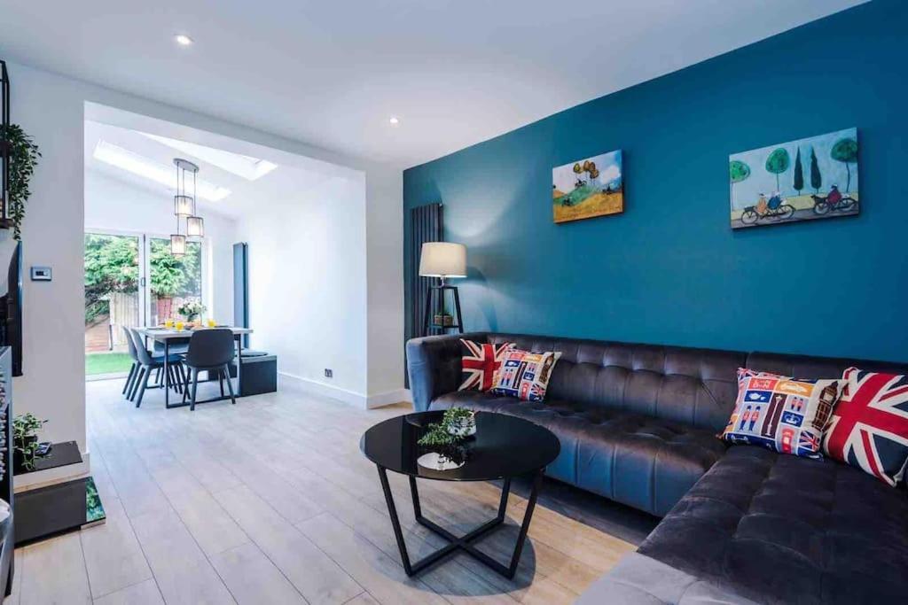Sandileigh House By Yourstays - Luxurious 3 Bedroom House In Altrincham Extérieur photo